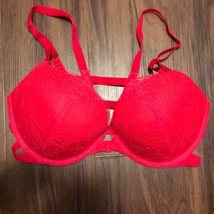 Victoria’s Secret Very Sexy front close push-up